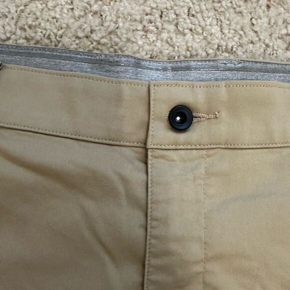 Nike Casual Dri-Fit Shorts size 36 - Picture 2 of 6